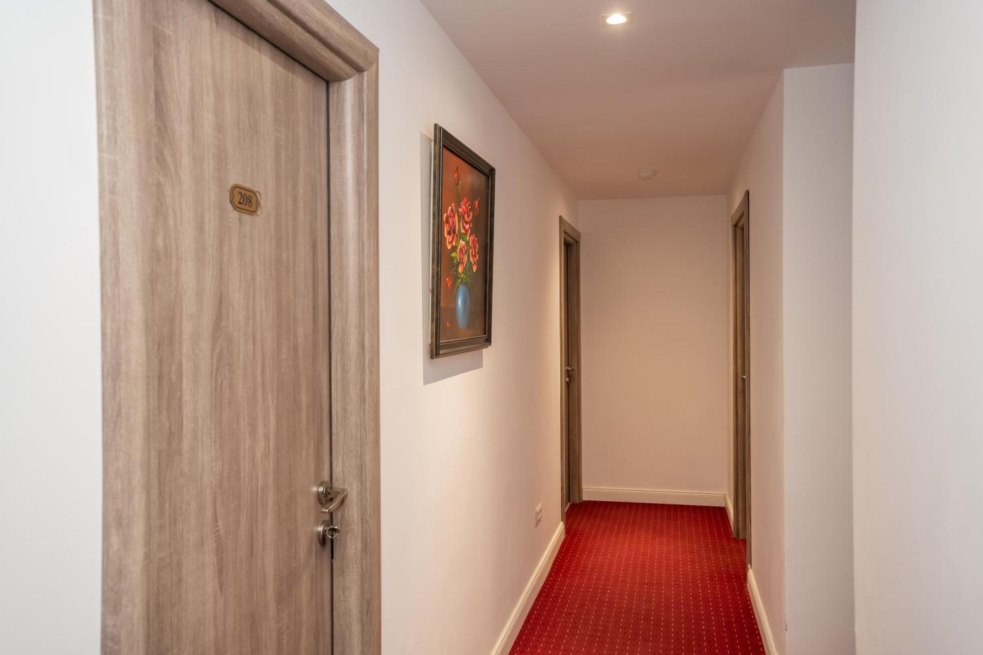 Hotel Liad City Center Букурещ Екстериор снимка
